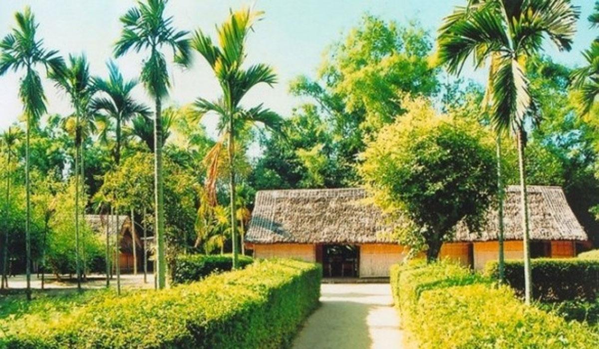 10 Bài Thơ Đặc Sắc Nhất Về Tháng Giêng