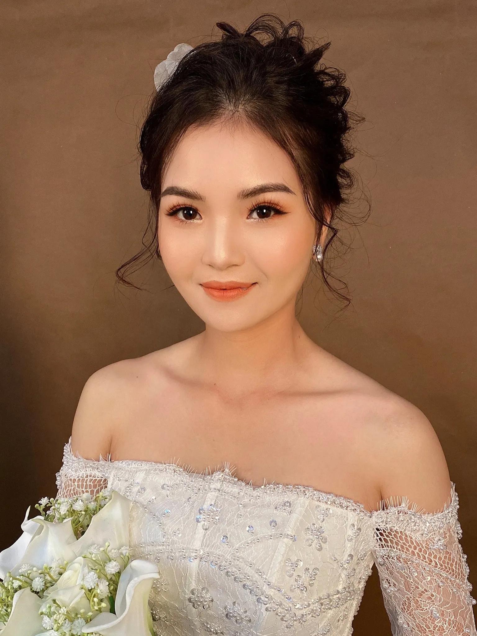 Top 8 Chuyên gia trang điểm hàng đầu tại Long Khánh, Đồng Nai