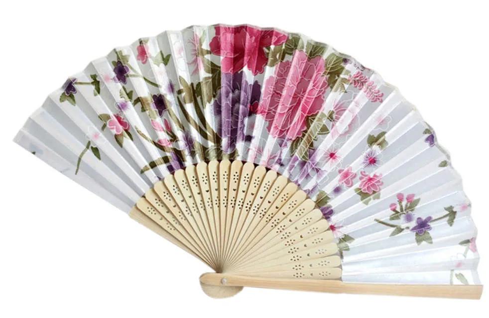 Top 18 Bài văn giới thiệu những đồ dùng học tập và sinh hoạt ấn tượng dành cho học sinh lớp 8
