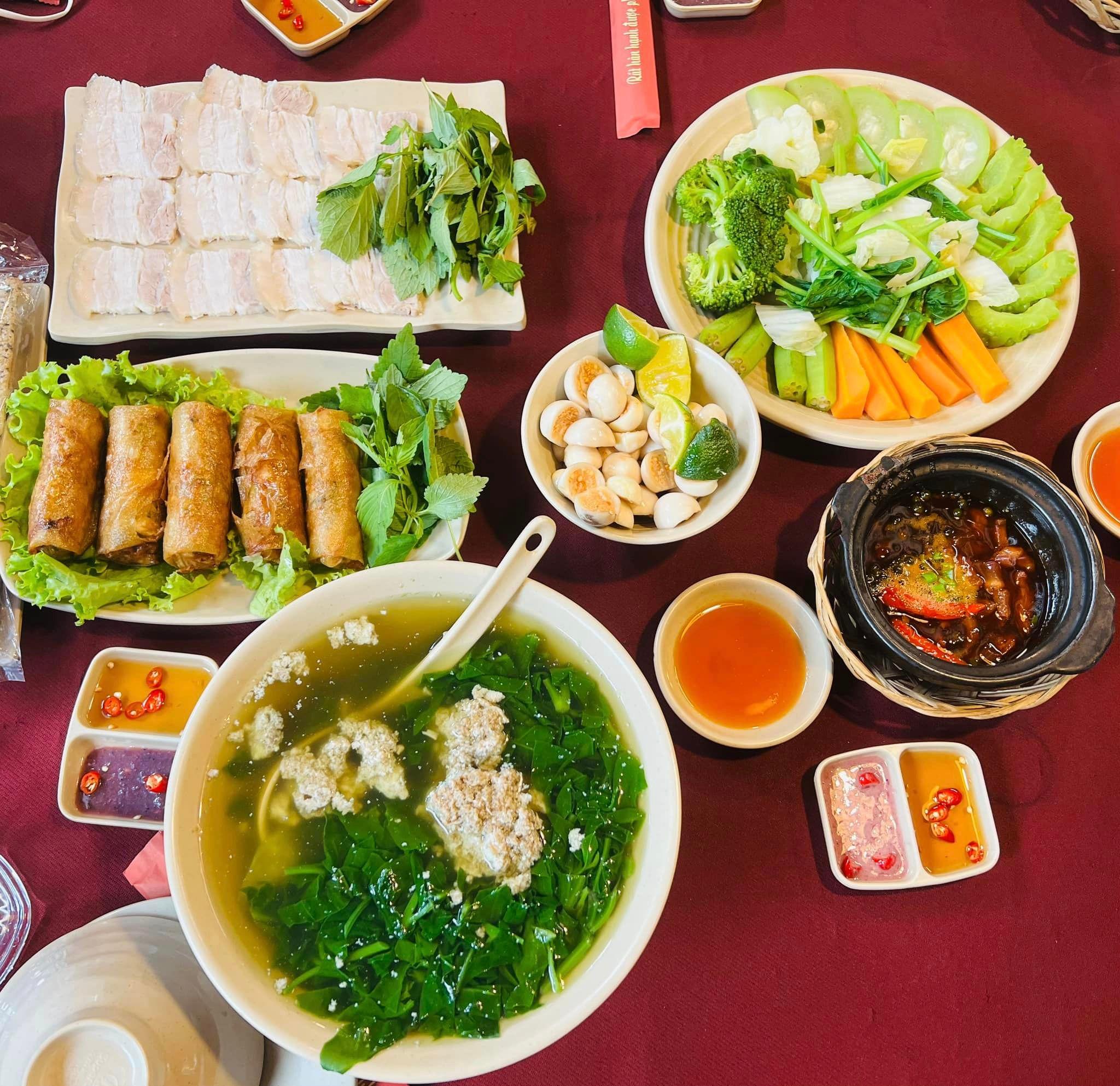 Khám Phá 5 Quán Cơm Niêu Ngon Nhất Tại Bình Dương