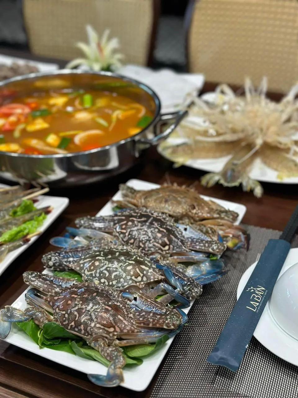 7 địa điểm ẩm thực đáng trải nghiệm nhất Vân Đồn, Quảng Ninh