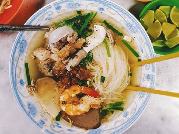 Top 9 địa điểm hủ tiếu hấp dẫn nhất tại Quận Phú Nhuận, TP.HCM