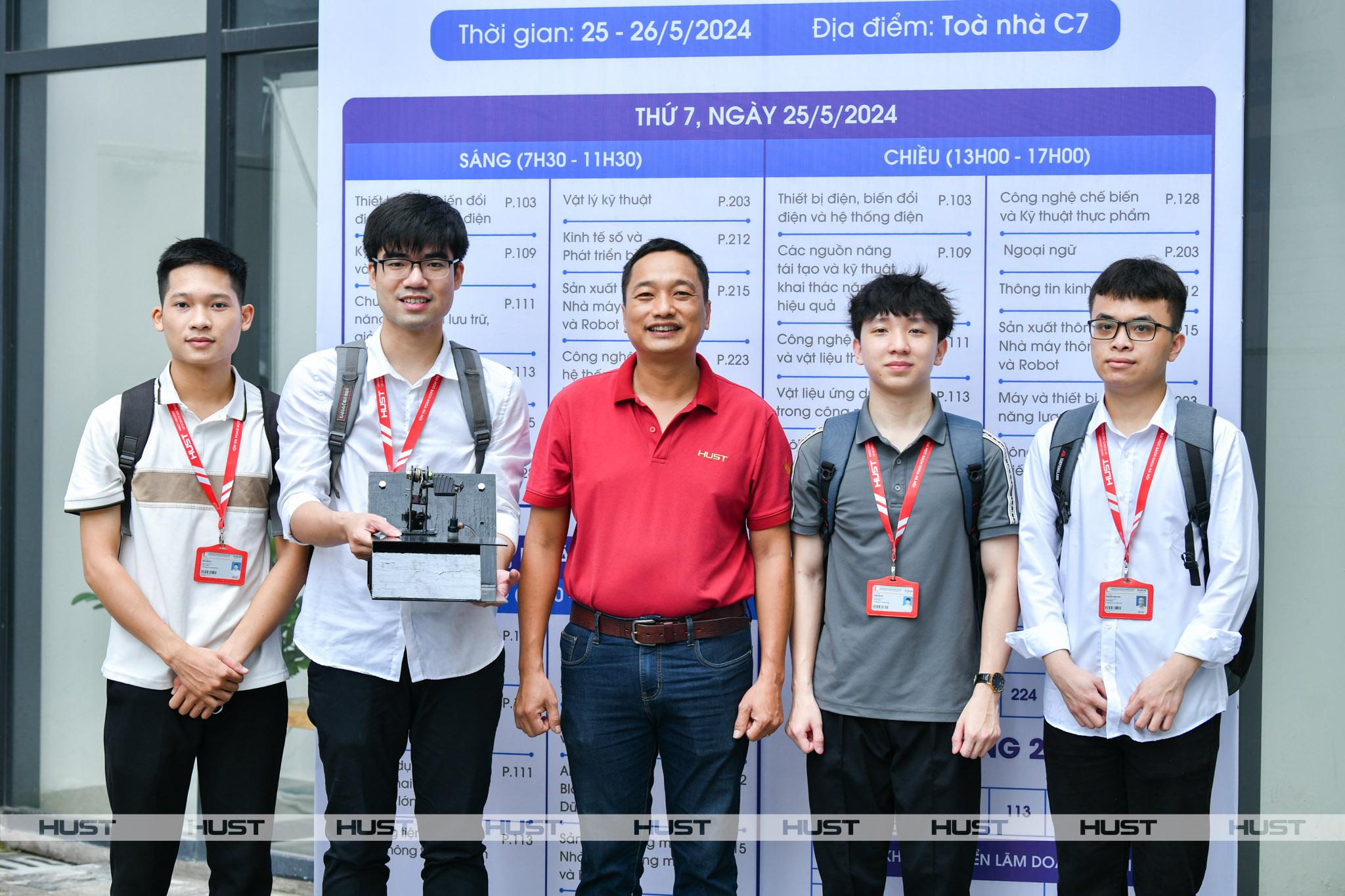 Top 5 Đánh Giá Nổi Bật Từ Sinh Viên Về Trường Đại Học Bách Khoa Hà Nội