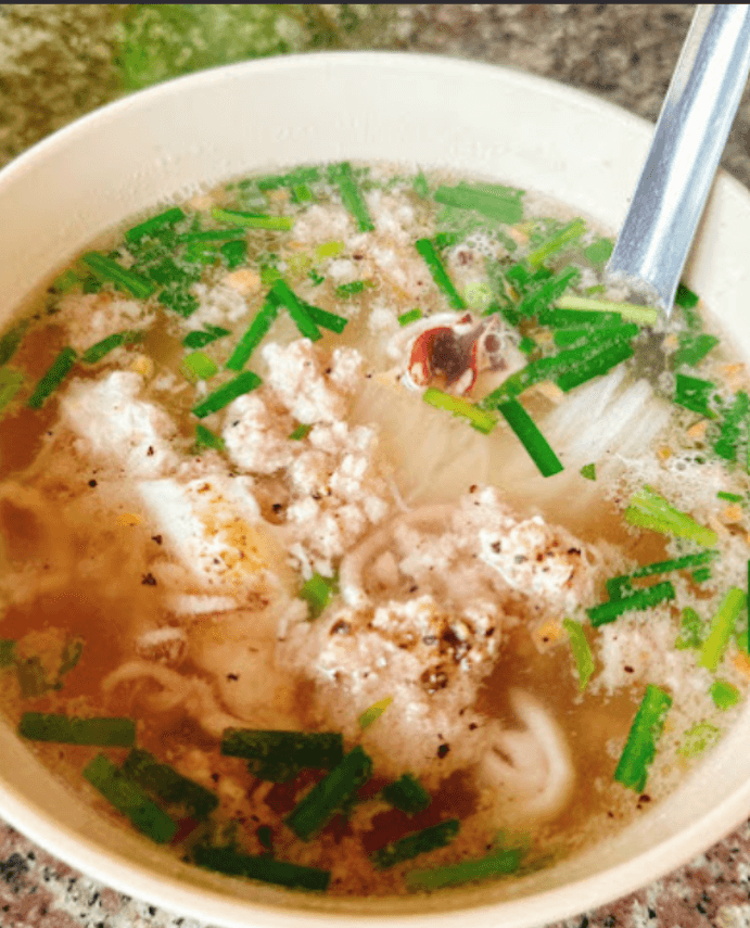 Top 11 điểm thưởng thức hủ tiếu đặc sản Bến Tre - hương vị miền Tây khó quên