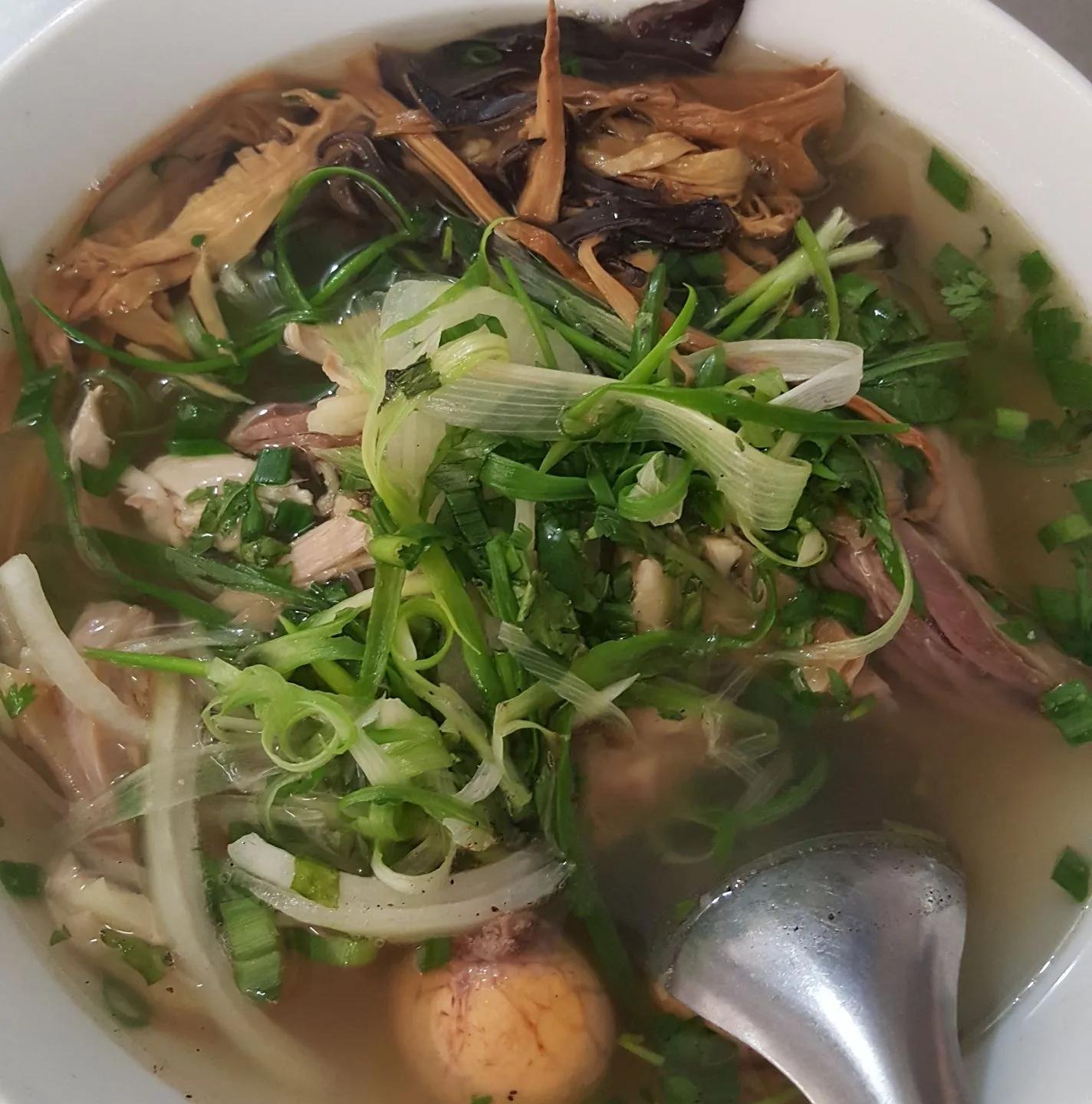 Khám Phá 10 Quán Phở Ngon và Nổi Tiếng Nhất Quận 10, TP. HCM