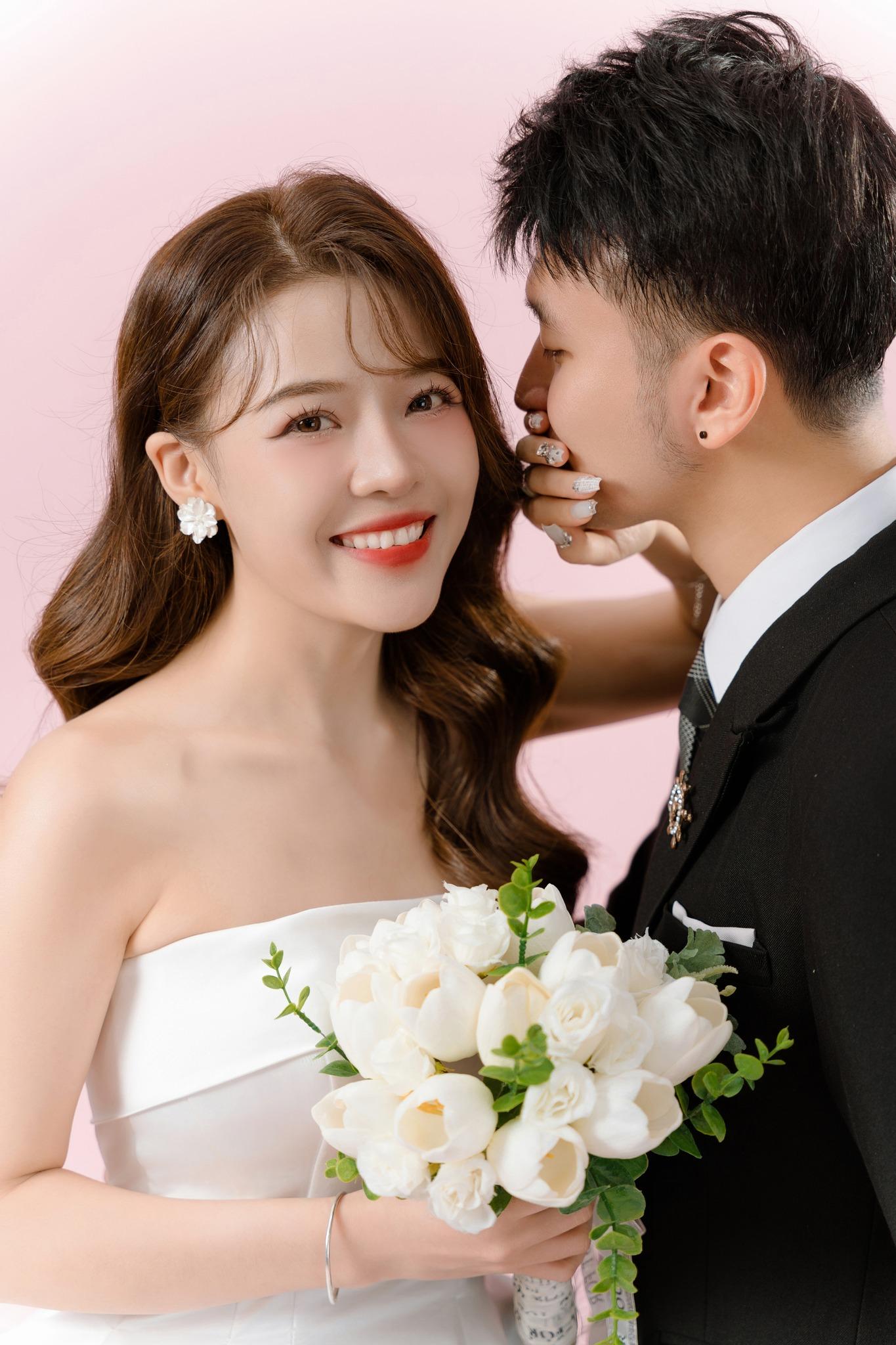 Top 8 studio cưới trang điểm cô dâu tự nhiên Hàn Quốc đẹp nhất tại Hà Nội