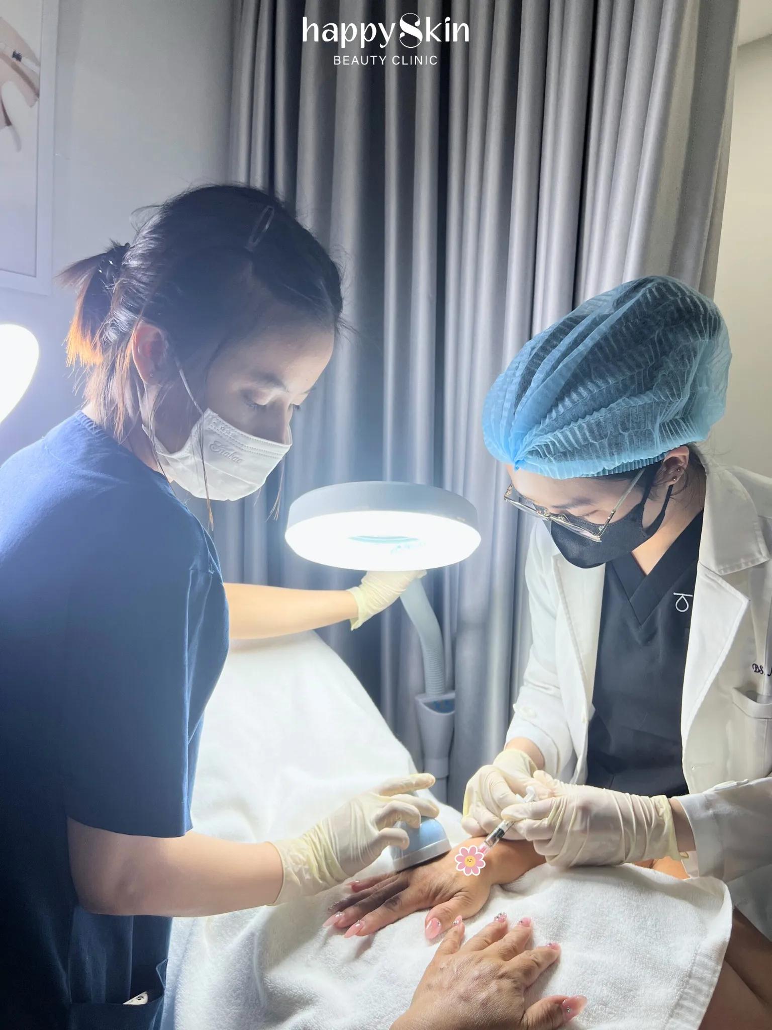 Top 7 đánh giá chi tiết nhất về dịch vụ chăm sóc da tại Happy Skin Beauty Clinic
