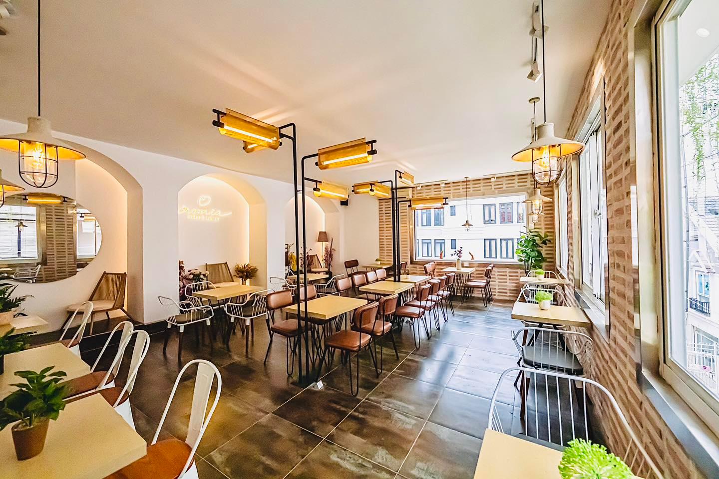 Top 10 đánh giá chi tiết & chân thực nhất về Oromia Coffee & Lounge