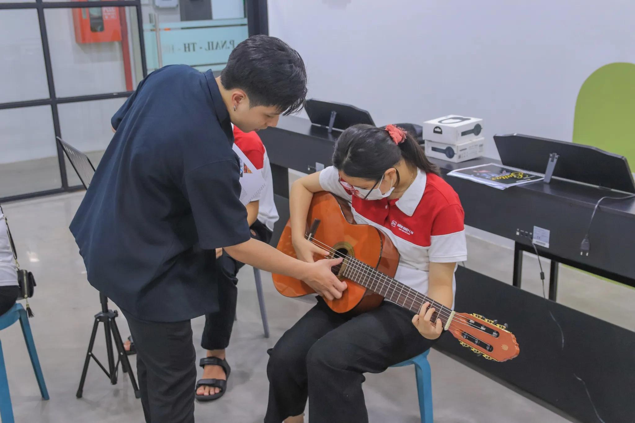 6 địa điểm dạy guitar hàng đầu tại quận 10, TP.HCM - Nơi ươm mầm tài năng âm nhạc