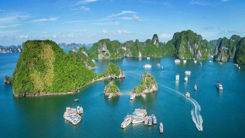 10 Bài viết ấn tượng nhất giới thiệu vịnh Hạ Long bằng tiếng Anh