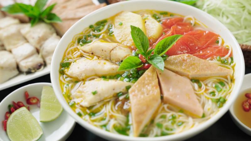 10 địa điểm bún chả cá ngon nhất Sài Gòn - Khám phá hương vị đậm đà