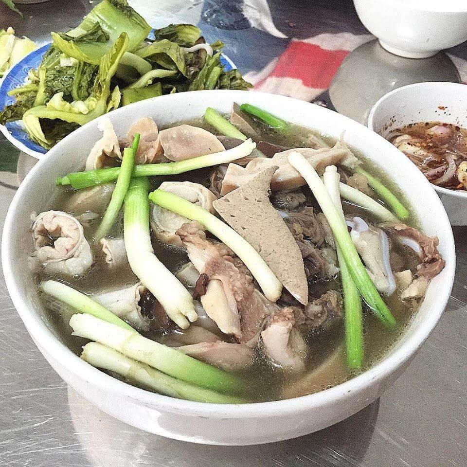 Khám phá 5 địa chỉ cháo lòng đậm vị Đà Lạt không thể bỏ qua