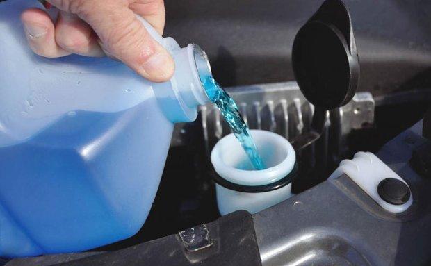 5 địa chỉ đáng tin cậy cung cấp nước rửa kính ô tô cao cấp, giá tốt nhất tại TP.HCM