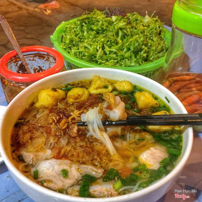8 quán bún riêu Hà Nội đình đám nhất định phải thử một lần