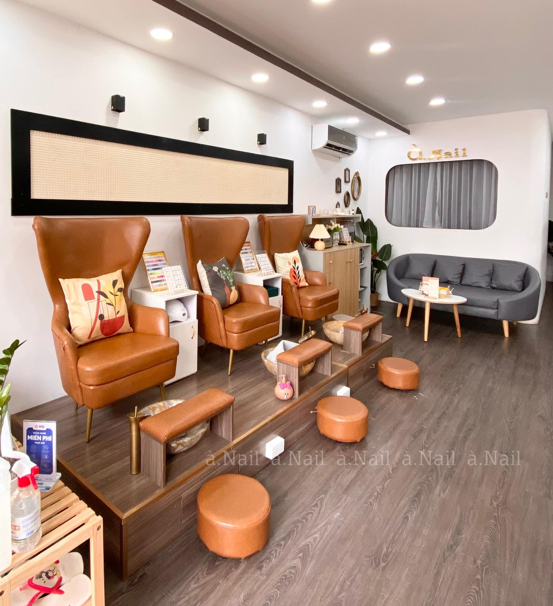 Danh sách 10 địa chỉ đào tạo nail chuyên nghiệp và đáng tin cậy nhất tại Long Khánh, Đồng Nai