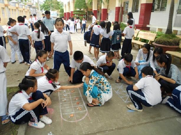 Top 25 Bài văn mẫu tả khung cảnh giờ ra chơi dành cho học sinh lớp 5