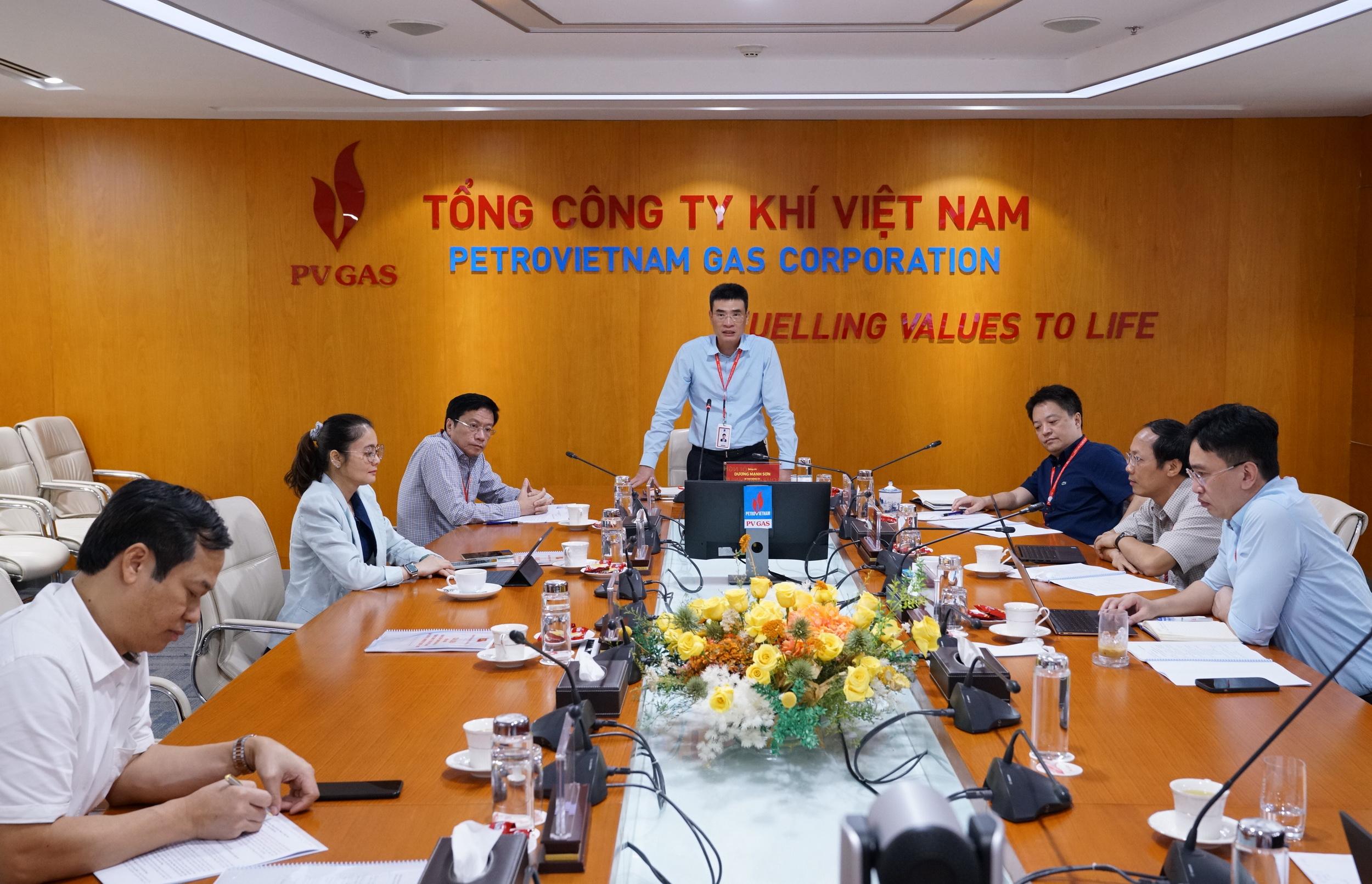 Top 10 Cổ phiếu vốn hóa khổng lồ dẫn đầu thị trường chứng khoán Việt Nam 2024