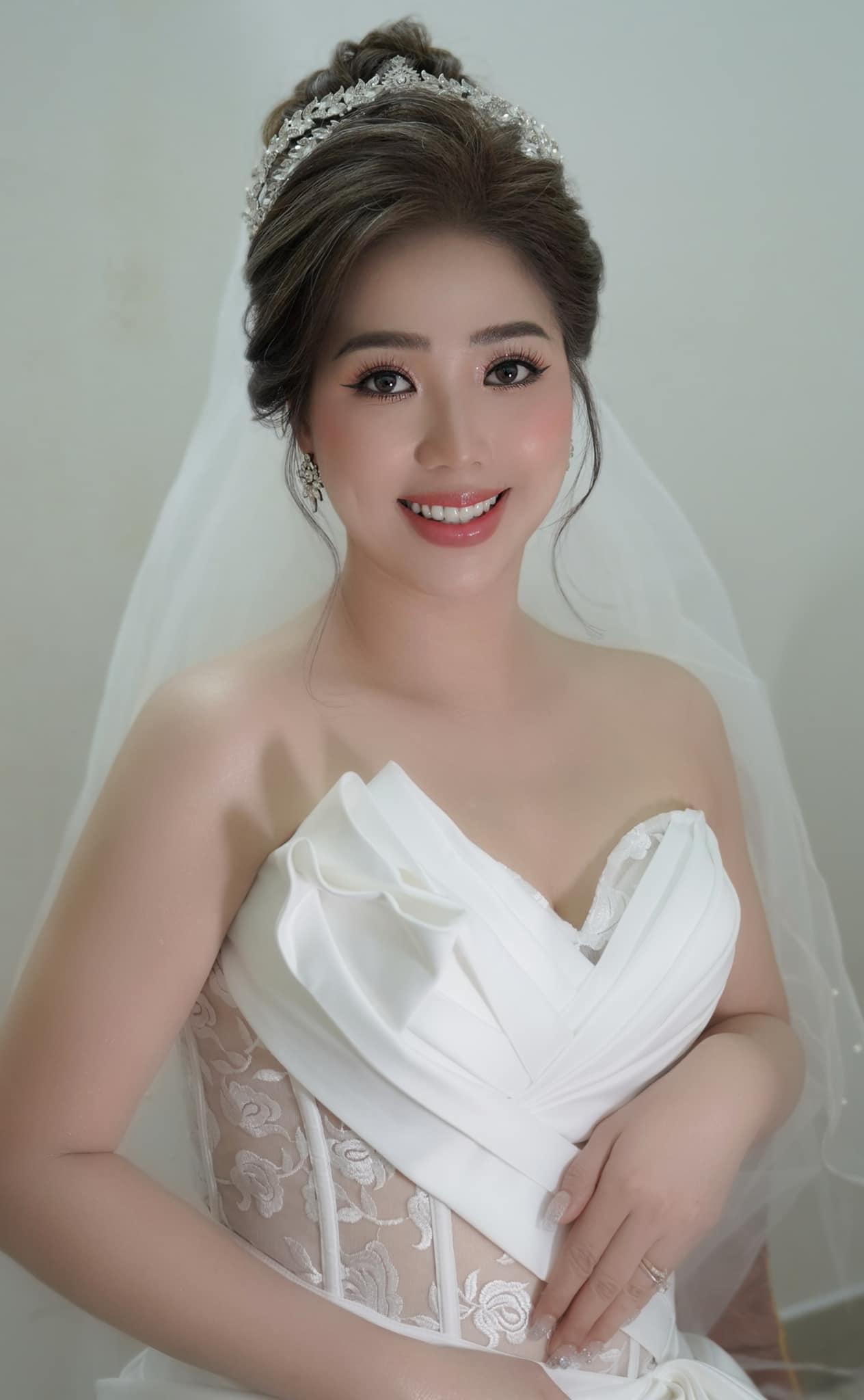 Top 5 địa chỉ trang điểm cô dâu ấn tượng nhất quận 5, TP. HCM