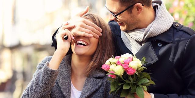 Top 10 Hoạt động lãng mạn cho các cặp đôi yêu xa vào dịp Valentine