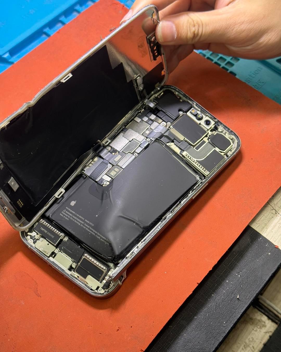 Top 7 Địa chỉ thay màn hình iPhone chất lượng nhất tại quận Bình Thạnh, TP.HCM