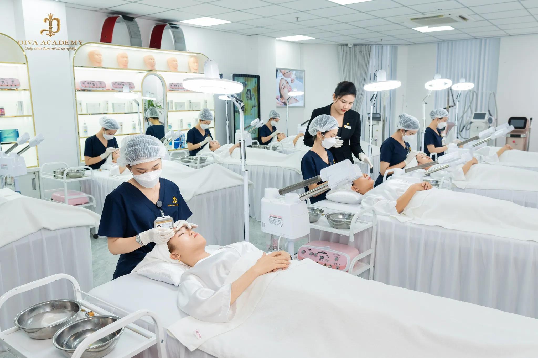 Top 5 địa chỉ cắt mí mắt chất lượng và uy tín nhất tại Đồng Nai
