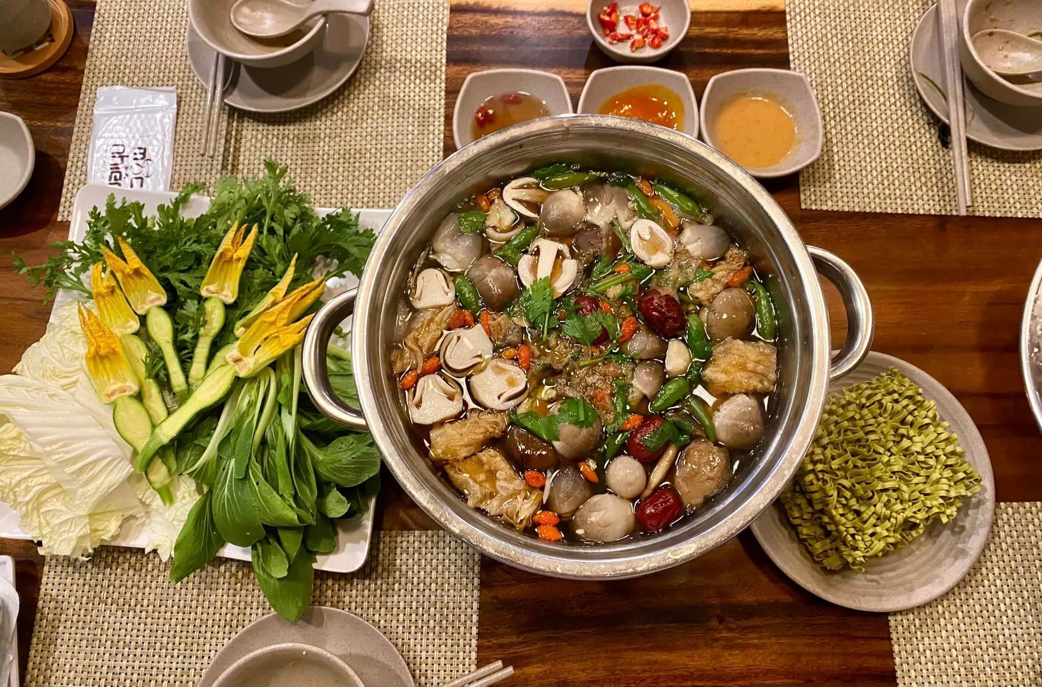 9 địa điểm ẩm thực chay đáng trải nghiệm nhất tại quận 3, TP.HCM