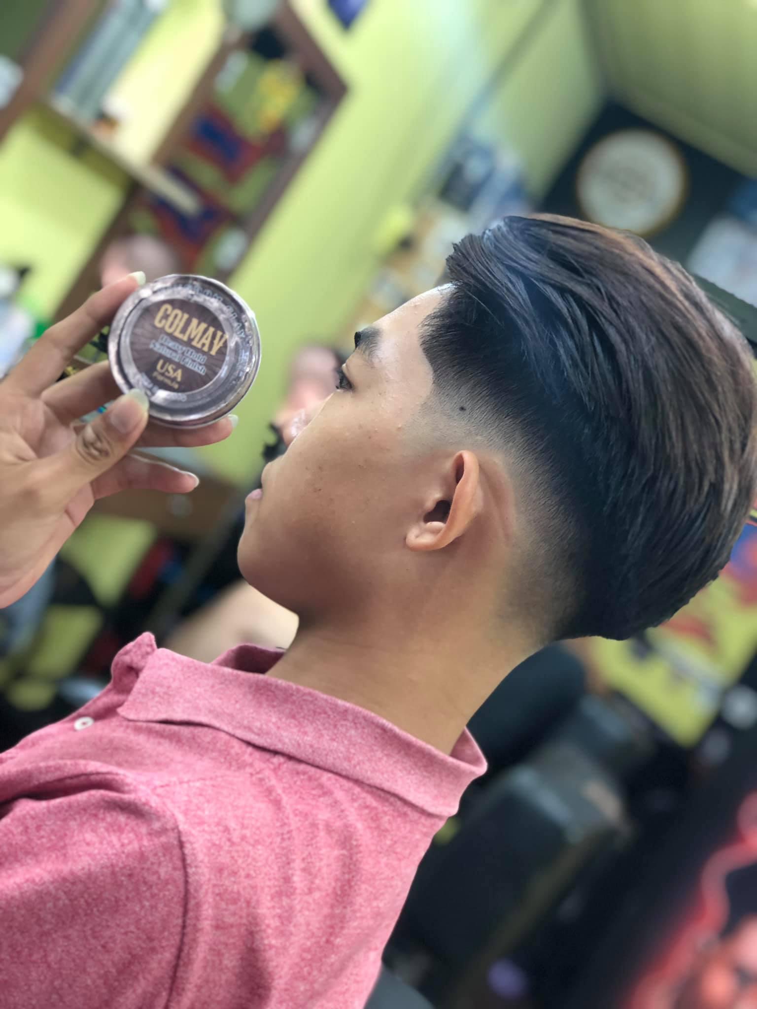 Top 8 Tiệm cắt tóc nam nổi bật và chất lượng tại Dĩ An, Bình Dương
