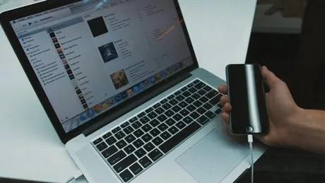 Hướng dẫn cập nhật iOS 10.2.1 qua iTunes, thực hiện nâng cấp nhanh chóng trên máy tính.