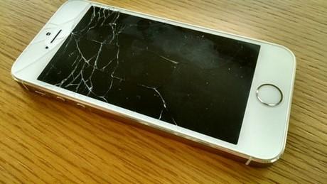 Kinh nghiệm thay mặt kính iPhone 5s: Làm sao để tránh bị lừa?