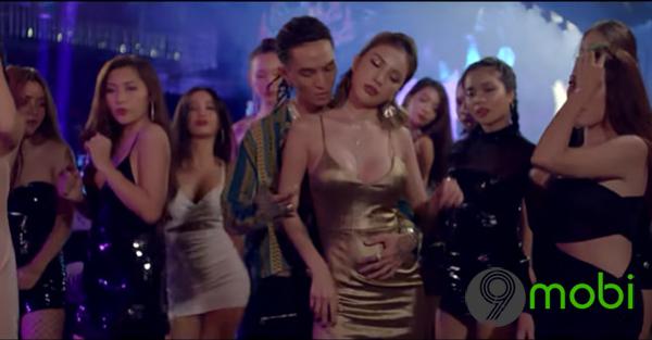 Lời bài hát 'Lái máy bay' - Bình Gold: Bản rap đường phố gây sốt cộng đồng mạng