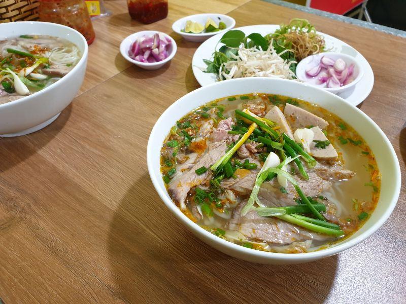 Top 8 quán bún bò Huế được yêu thích nhất tại TP. Hội An, Quảng Nam