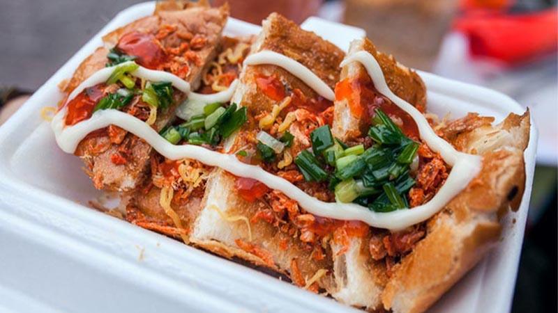 Khám phá những cách làm bánh mì nướng muối ớt giòn rụm, thơm lừng để thưởng thức ngay tại nhà.
