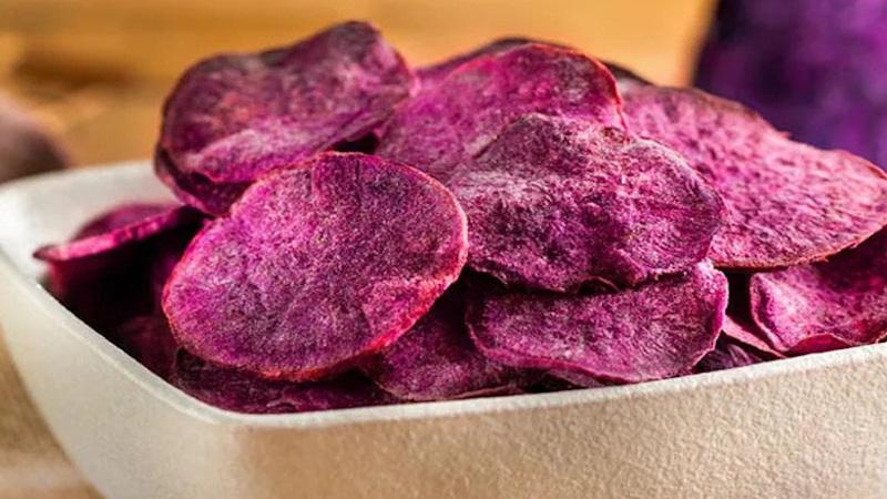 Hướng dẫn làm snack khoai lang tím sấy giòn đơn giản tại nhà