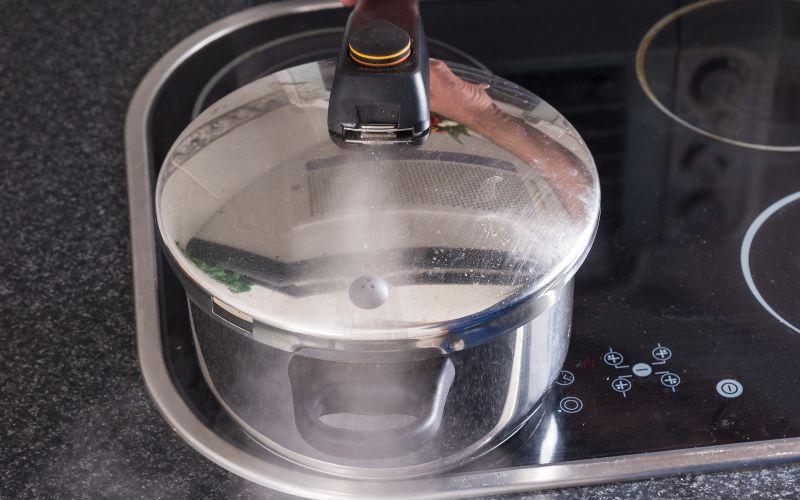 Khám phá cách sử dụng nồi áp suất đúng chuẩn cho từng loại món ăn
