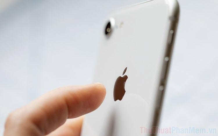 Khám phá cách chụp ảnh màn hình iPhone độc đáo chỉ với một cú chạm nhẹ vào mặt lưng