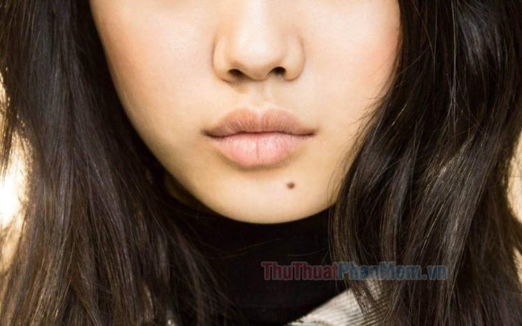 Nốt ruồi dưới cằm mang ý nghĩa gì? Liệu đó là dấu hiệu may mắn hay điềm báo không tốt?