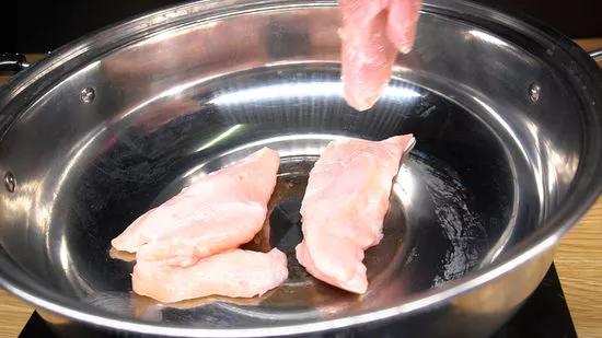 Cách Luộc Gà cho Chó