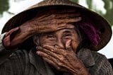 Chân dung người Việt qua các chuyến du lịch của nhiếp ảnh gia Pháp năm 2023
