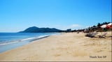 Bãi biển Thiên Cầm vào buổi sáng sớm năm 2023