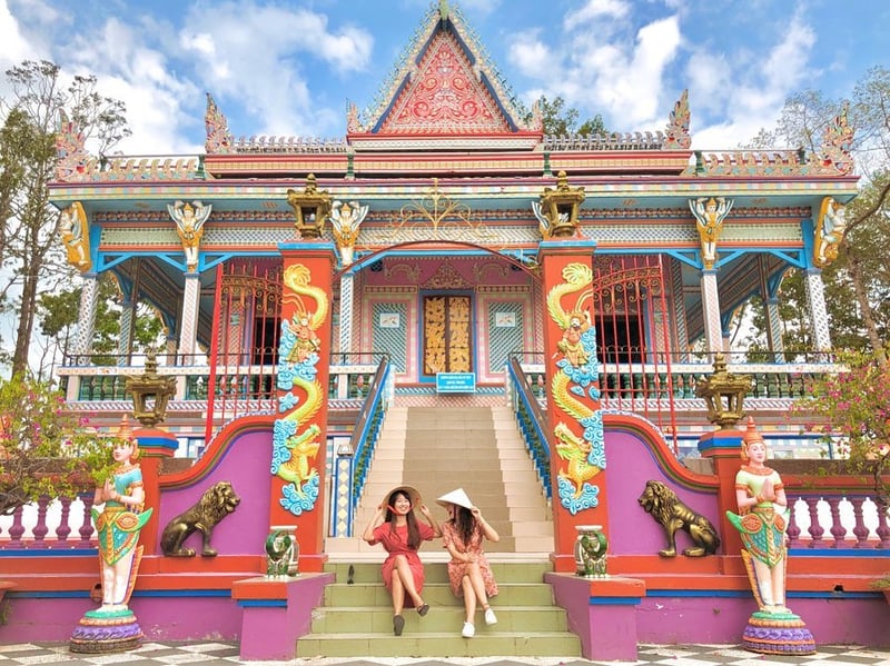 Check-in mỏi tay tại 5 ngôi chùa Khmer đẹp lộng lẫy ở miền Tây