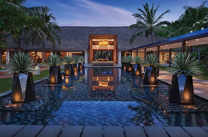 Ngẩn ngơ trước vẻ đẹp đậm chất trung cổ của resort Avani Quy Nhơn