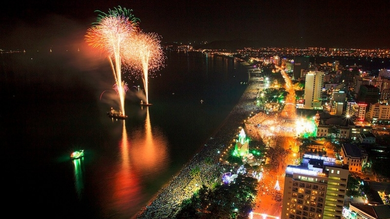 Bùng nổ với Festival biển Nha Trang 2015