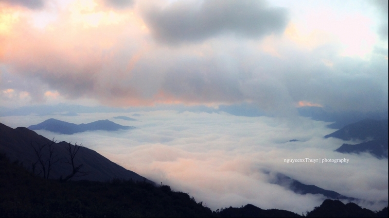 “Săn mây - cưỡi gió” ở đỉnh Tà Chì Nhù - Yên Bái