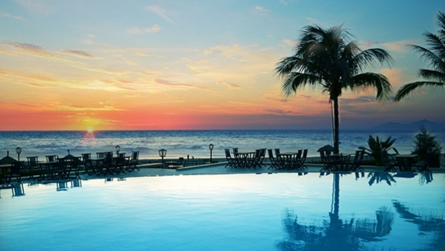 10 quang cảnh hồ bơi tuyệt đẹp của các resort Việt Nam