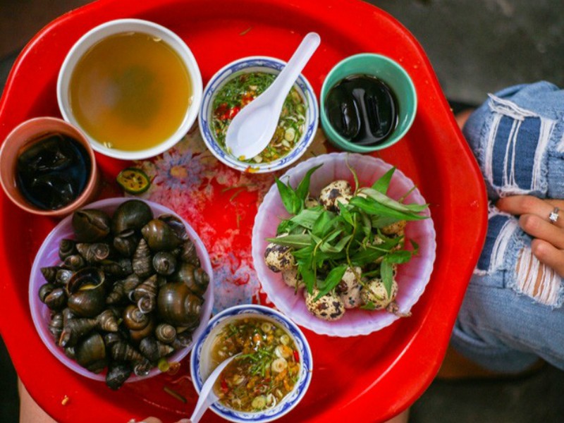 4 hàng ốc ngon nức tiếng Hà Nội: Chưa đi ăn là 'phí của giời'!
