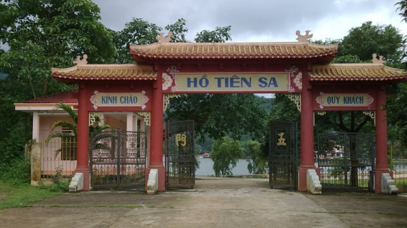Hồ Tiên Sa