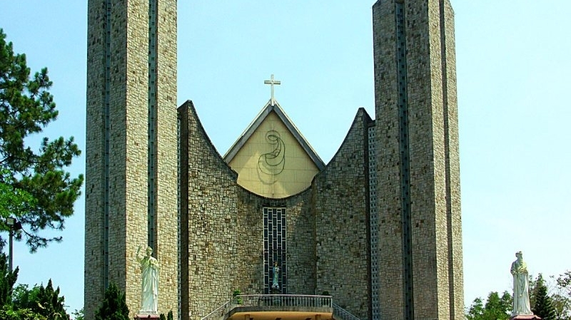Nhà thờ Chính tòa Phú Cam