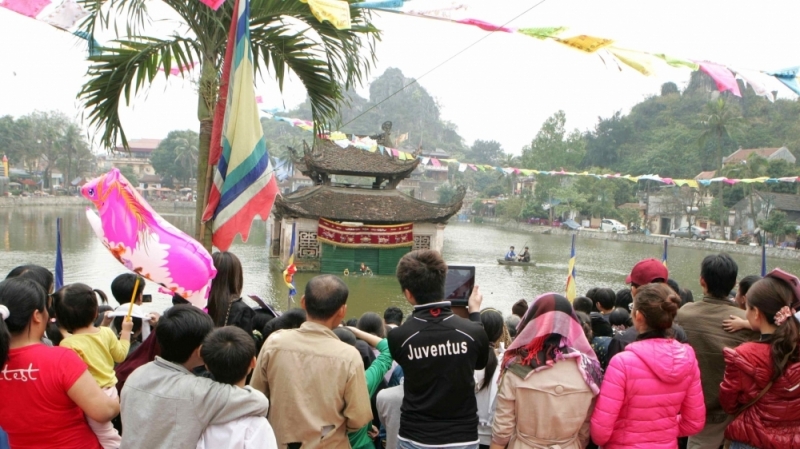 Lễ hội chùa Thầy