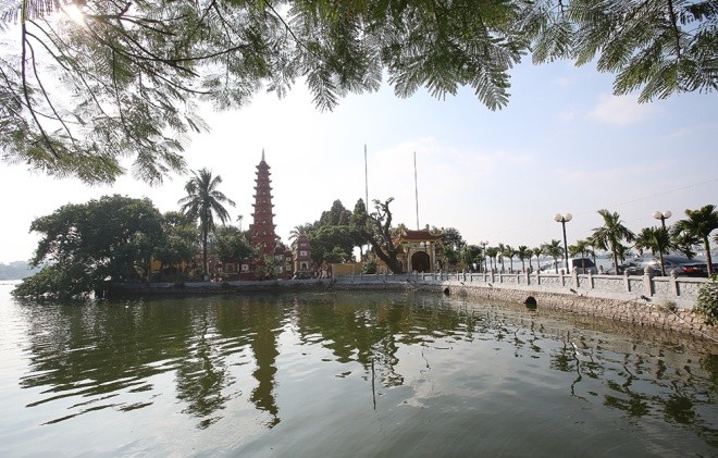 Bên trong ngôi chùa đẹp bậc nhất thế giới ở Hà Nội