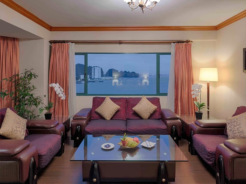Khách sạn Hạ Long Plaza - Khách sạn 4 sao được nhiều du khách lựa chọn nhất ở Hạ Long